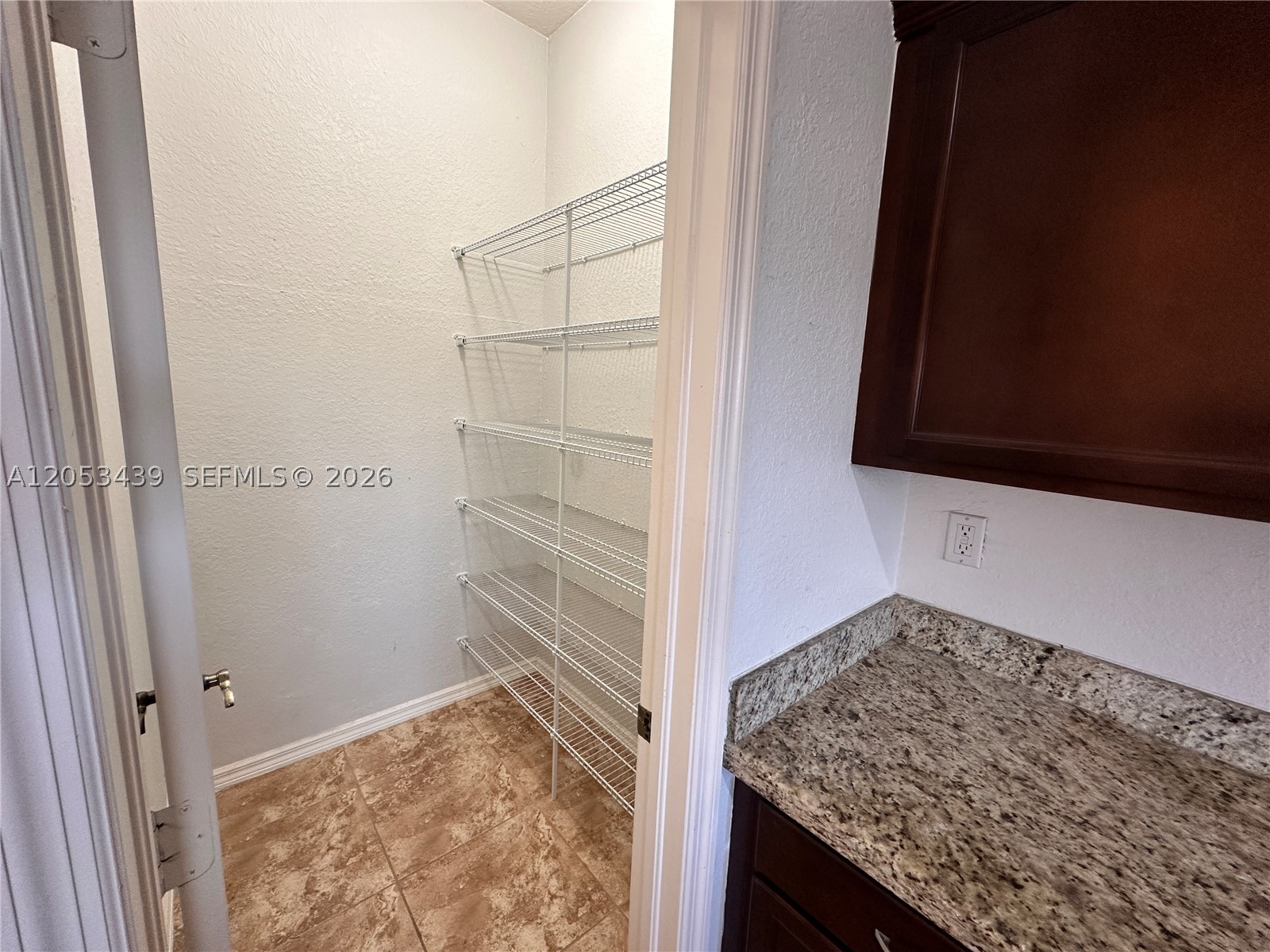CALI GREENS - Residential