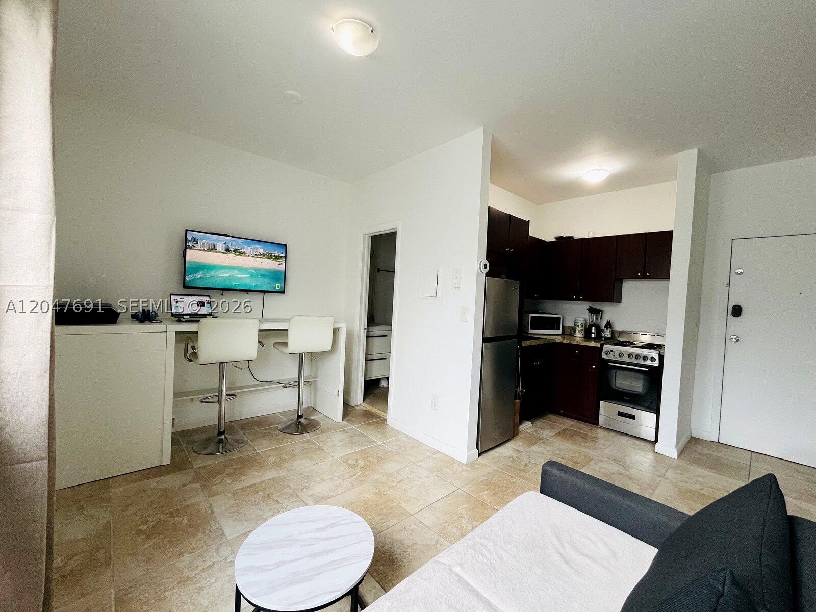 THE PATRICIA CONDO - Residential