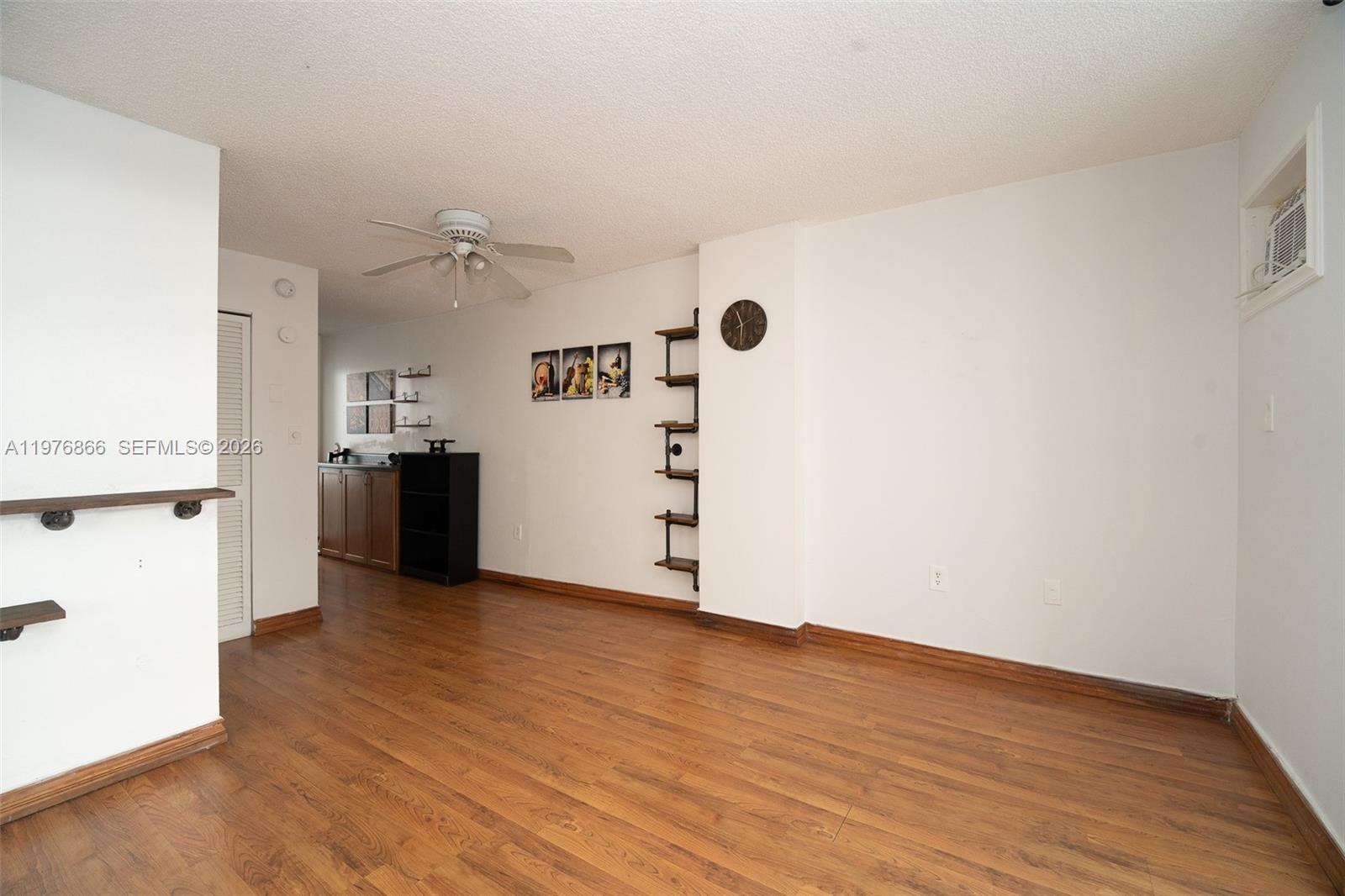 1750 JAMES APARTMENTS CON - Residential