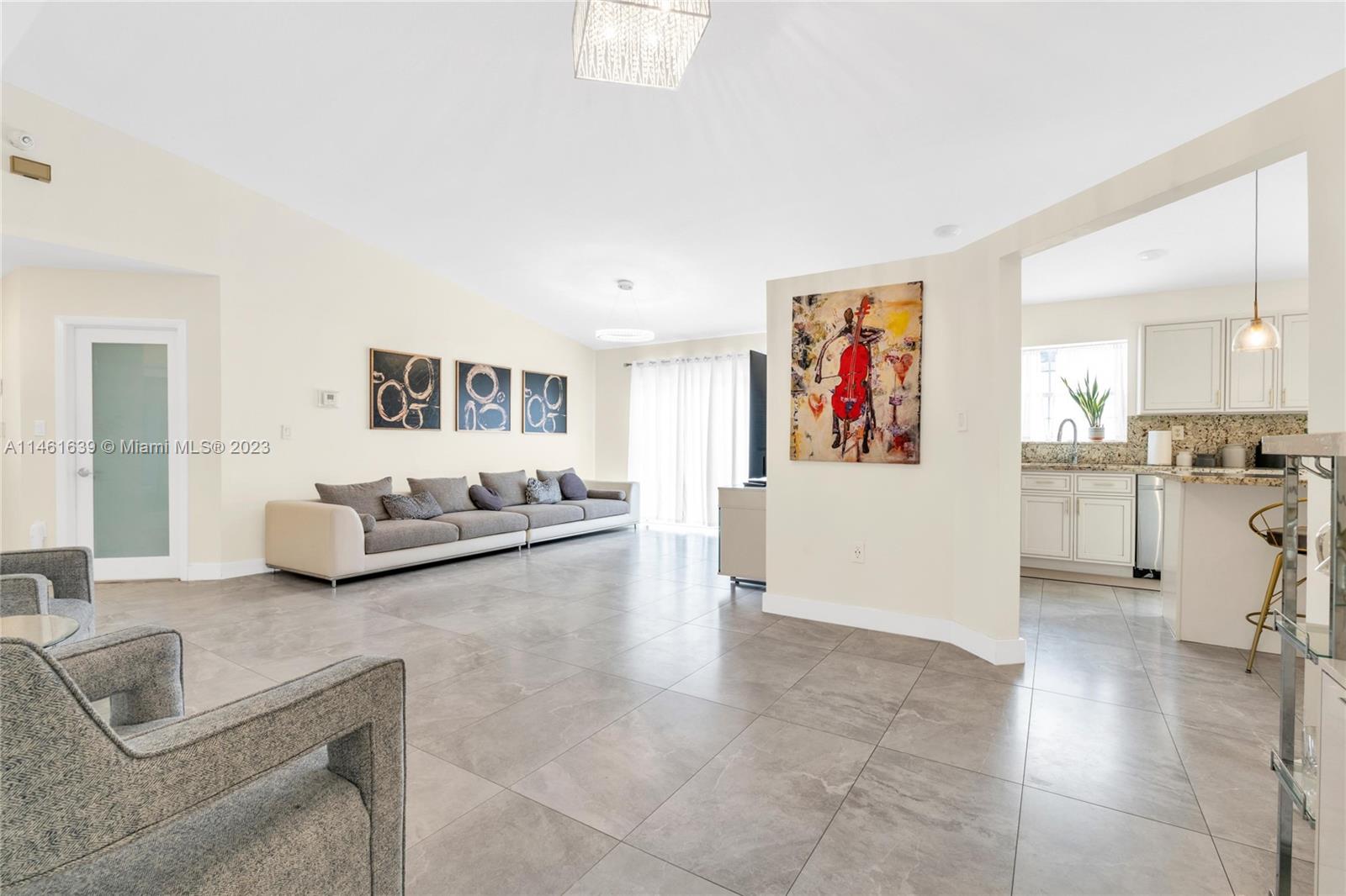 MARBELLA PARK - Residential