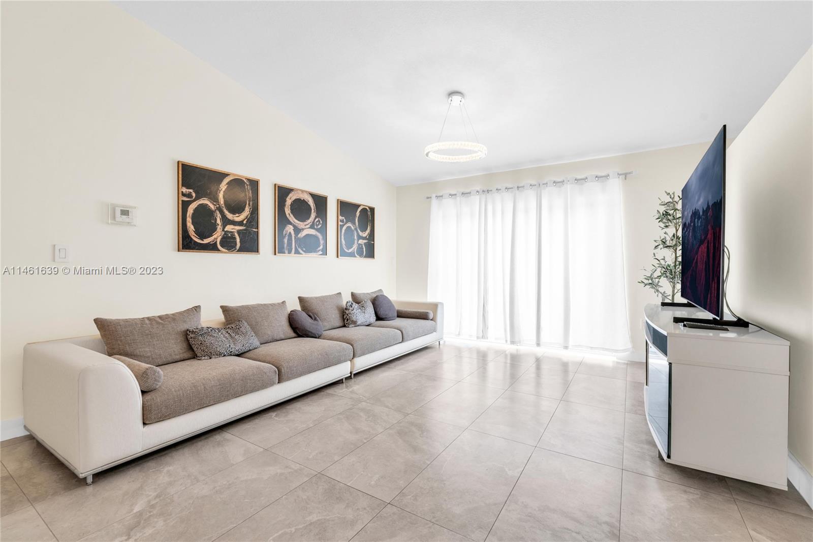 MARBELLA PARK - Residential