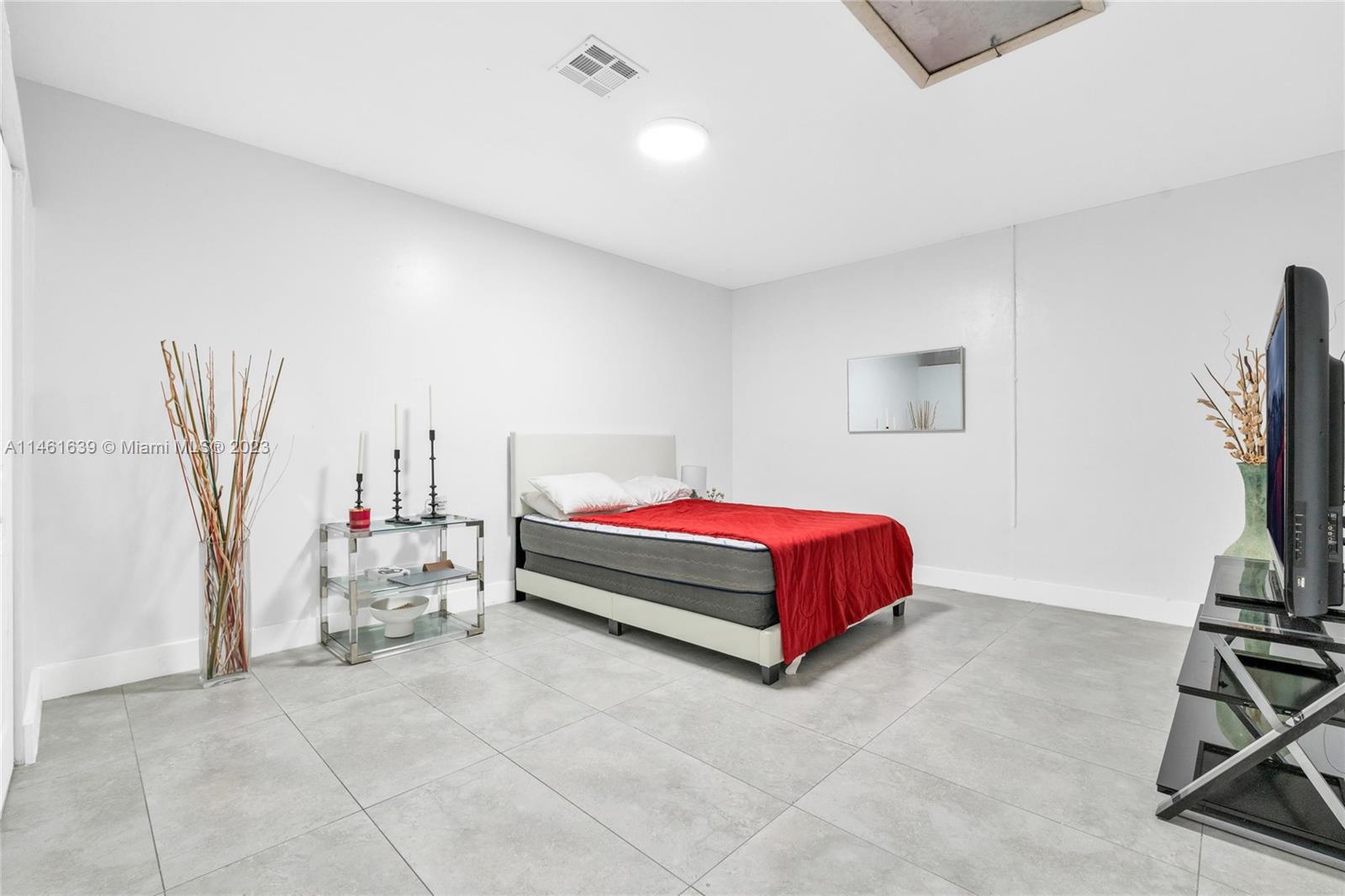 MARBELLA PARK - Residential