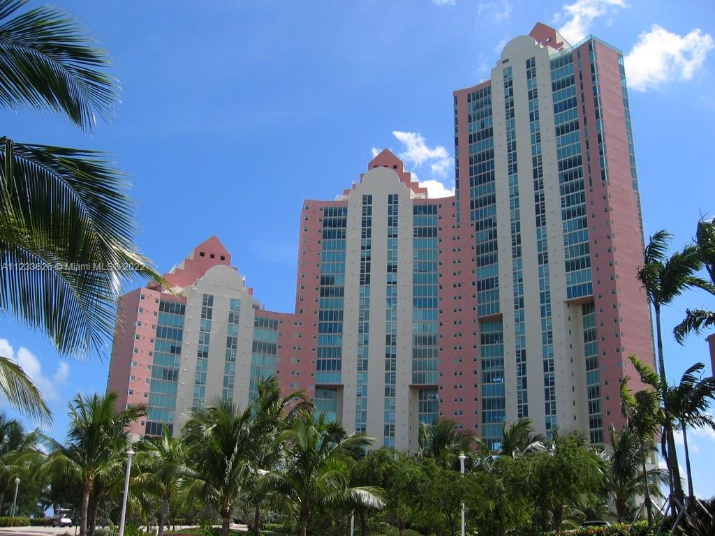 100 HIDDEN BAY CONDO - Residential Lease
