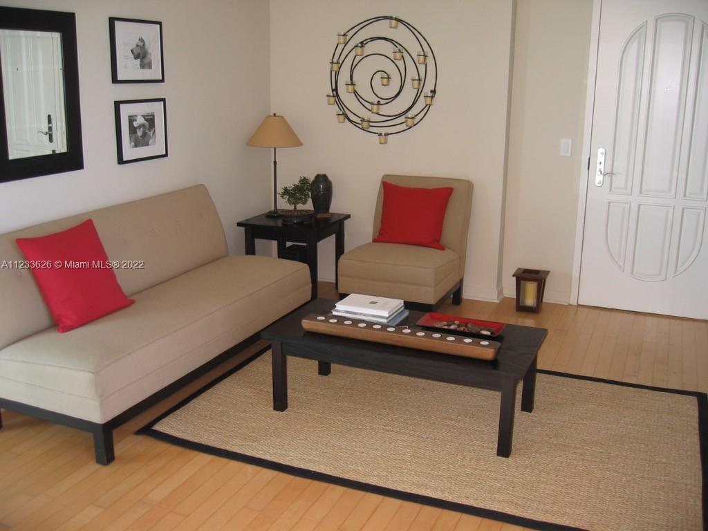 100 HIDDEN BAY CONDO - Residential Lease