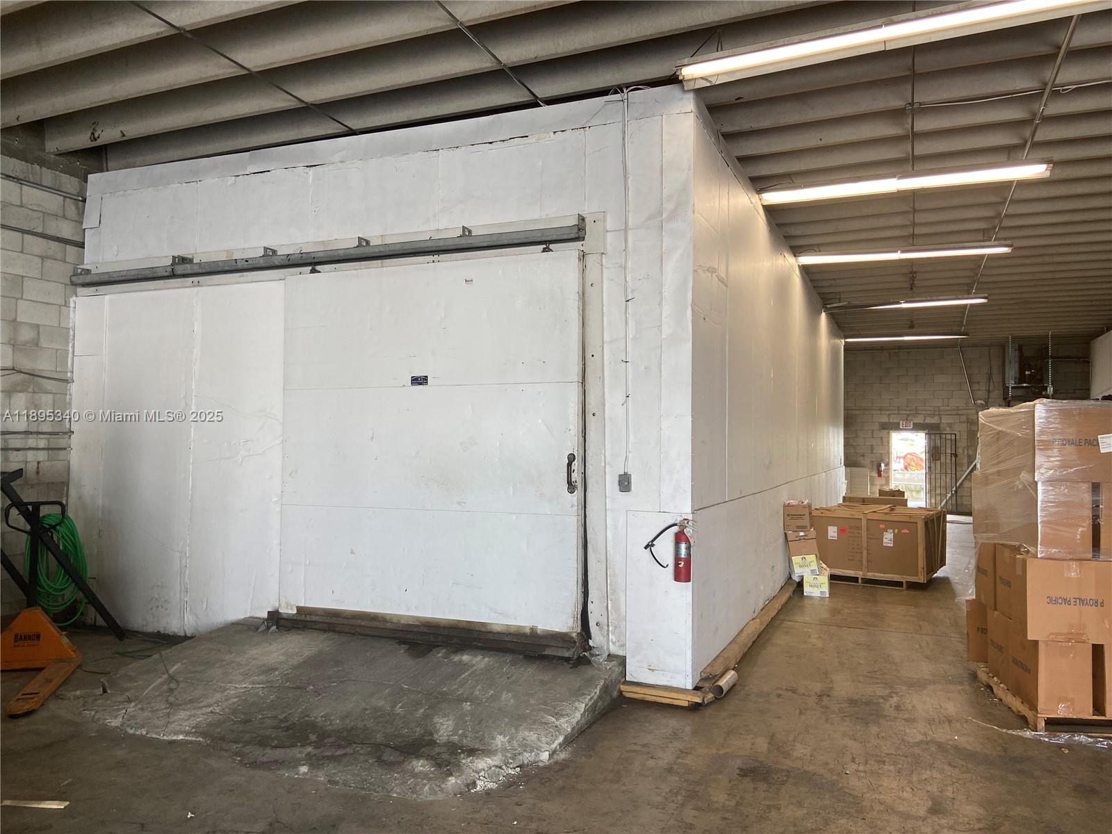 ~ 6,140 SF TOTAL
TWO ~ 1,250 SF FREEZERS AND COOLER SPACE [50 X 25]
BRAND NEW EQUIPMENT
THREE TO FOUR PRIVATE OFFICES
TWO RESTROOMS
16’ CLEAR CEILING HEIGHT
TWO DOCK DOORS
