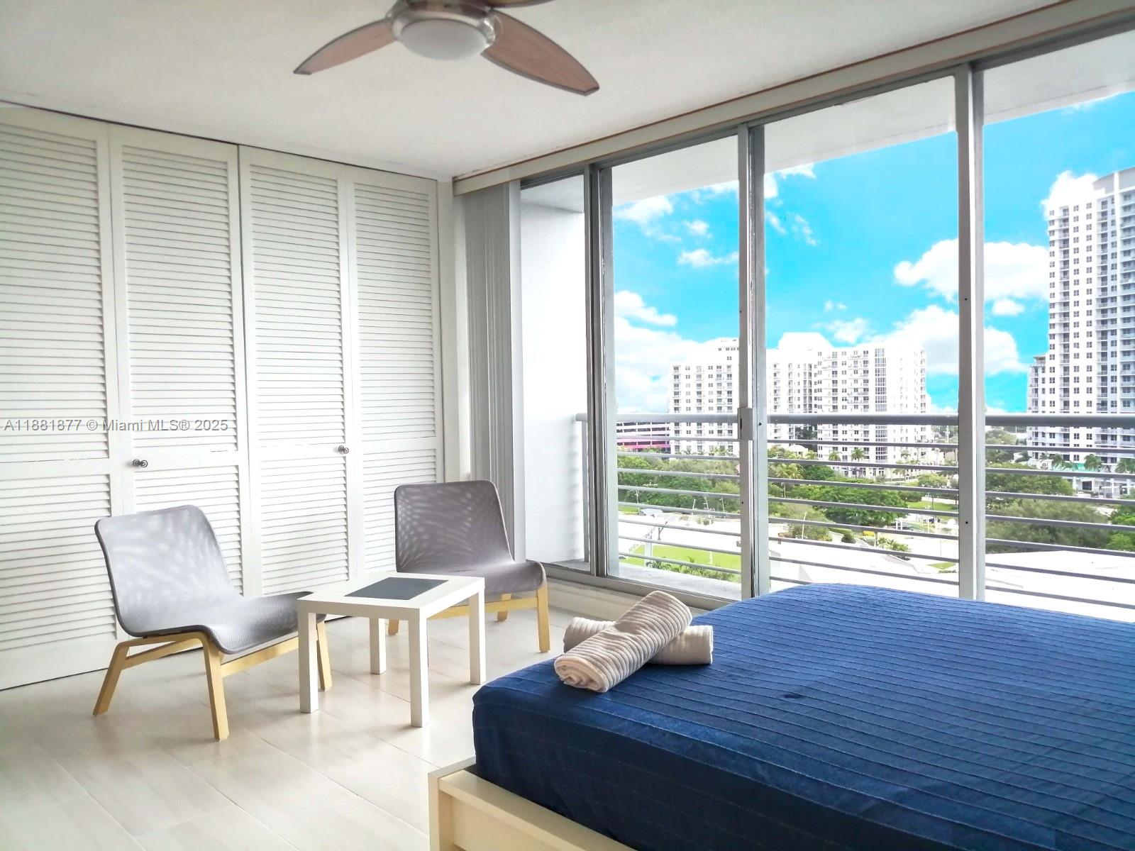 HOME TOWER CONDO - Residential