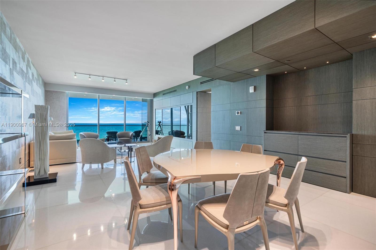 ALTOS DEL MAR NO. 5 - Residential