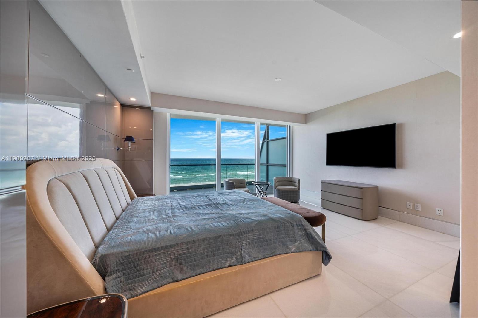 ALTOS DEL MAR NO. 5 - Residential