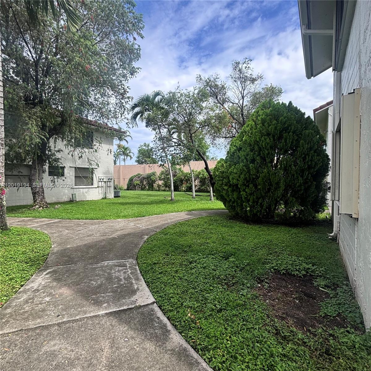 TERRANOVA CONDO #6 - Residential Lease
