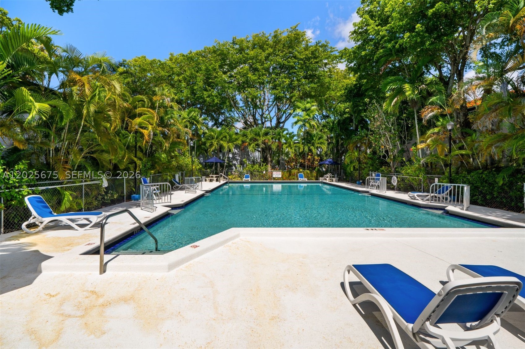 PATHWAYS CONDO - Residential