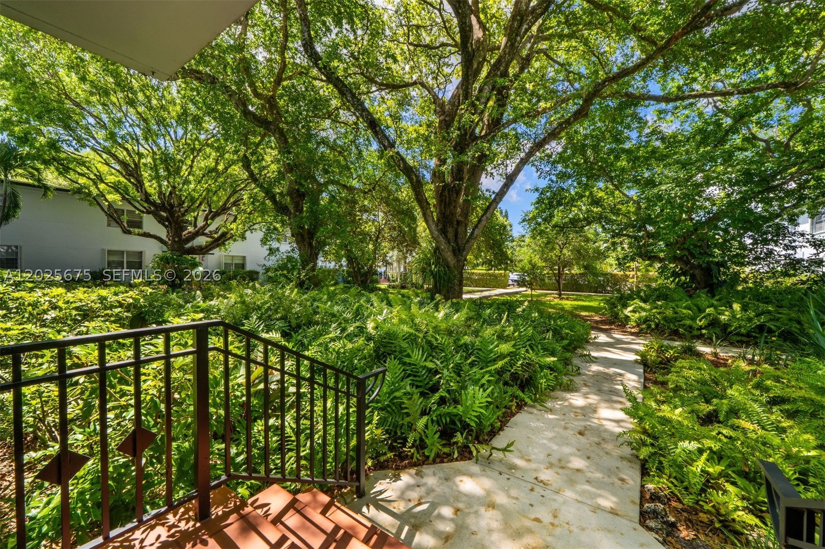 PATHWAYS CONDO - Residential