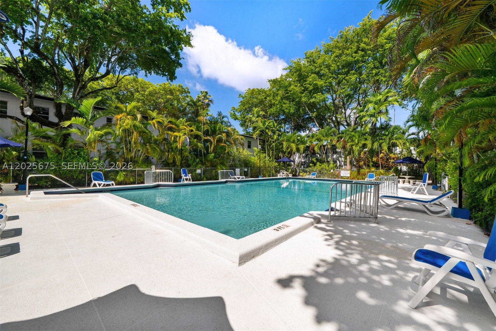 PATHWAYS CONDO - Residential