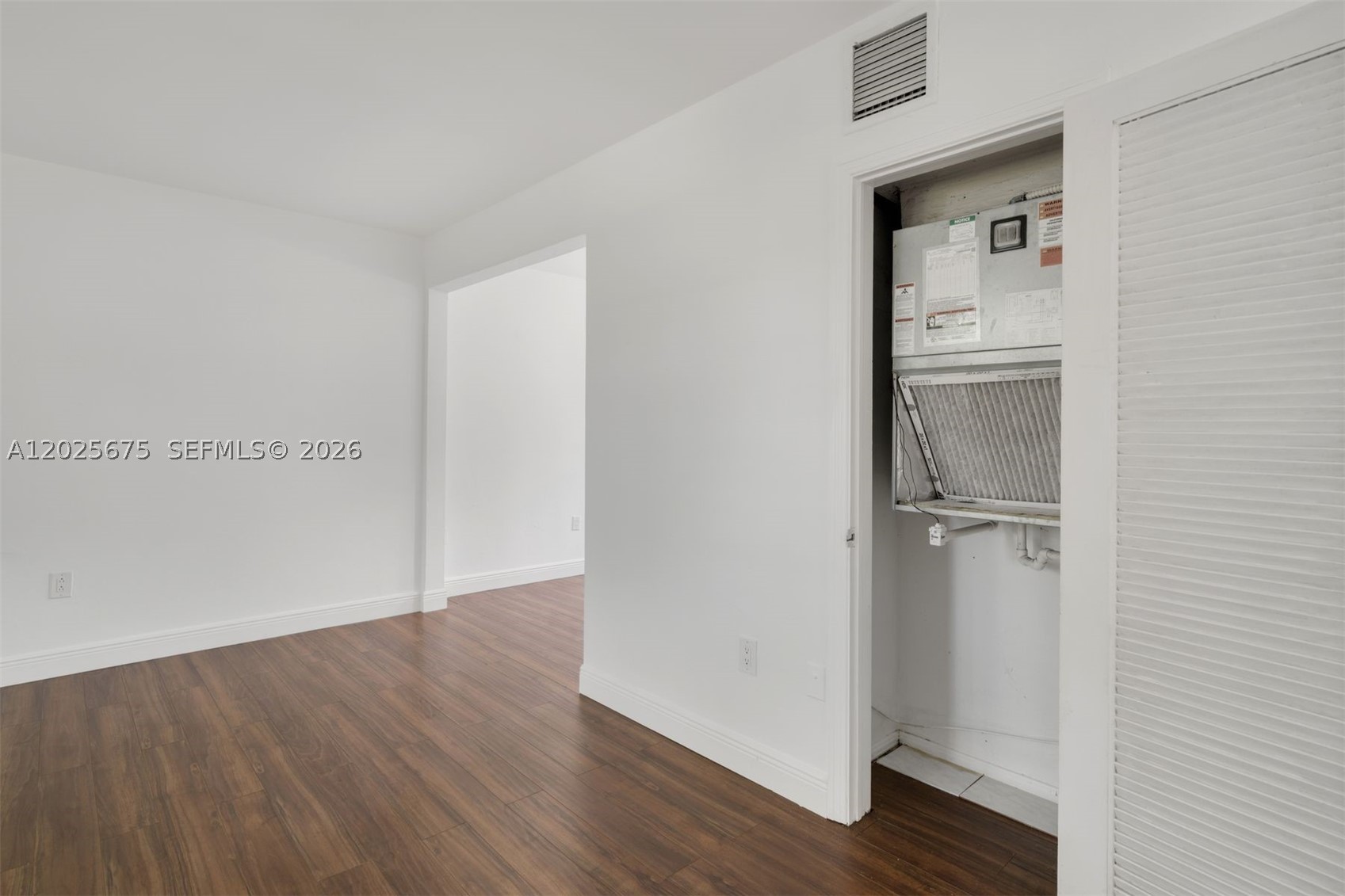 PATHWAYS CONDO - Residential
