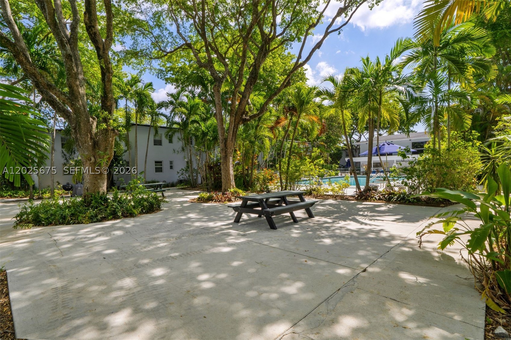 PATHWAYS CONDO - Residential