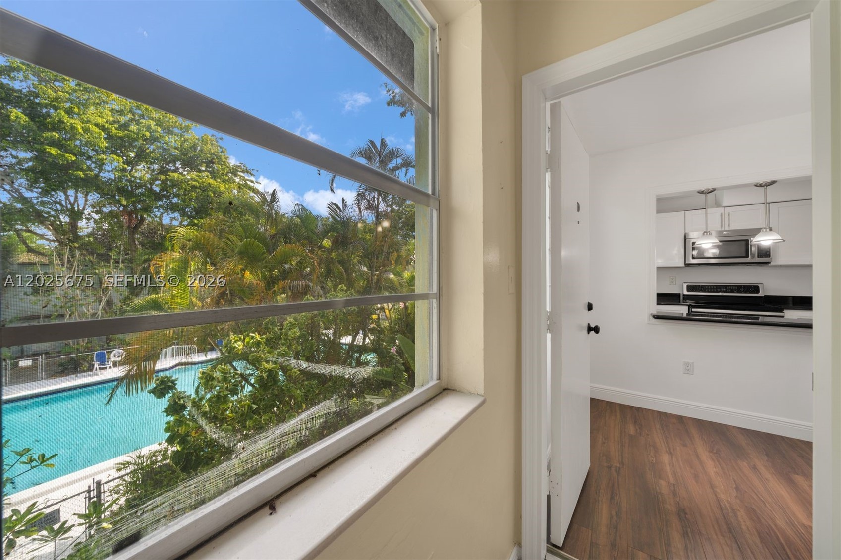 PATHWAYS CONDO - Residential
