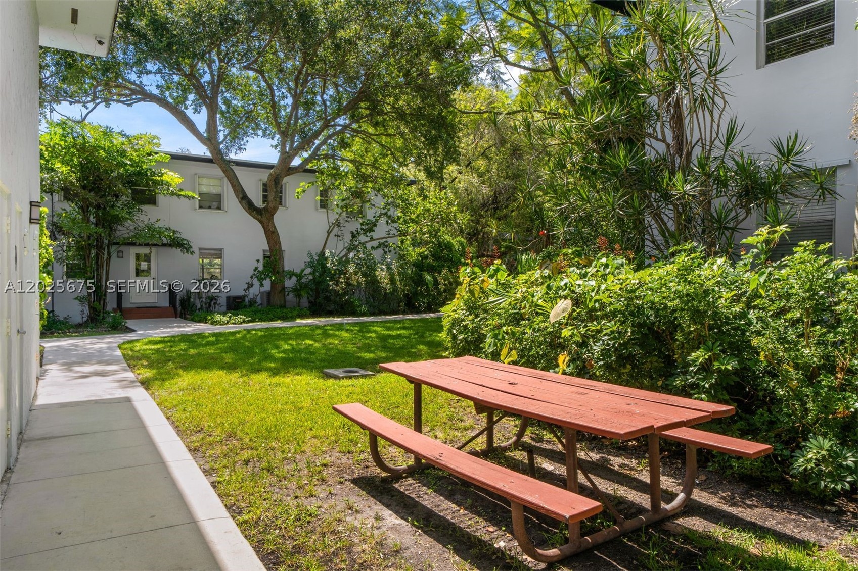 PATHWAYS CONDO - Residential