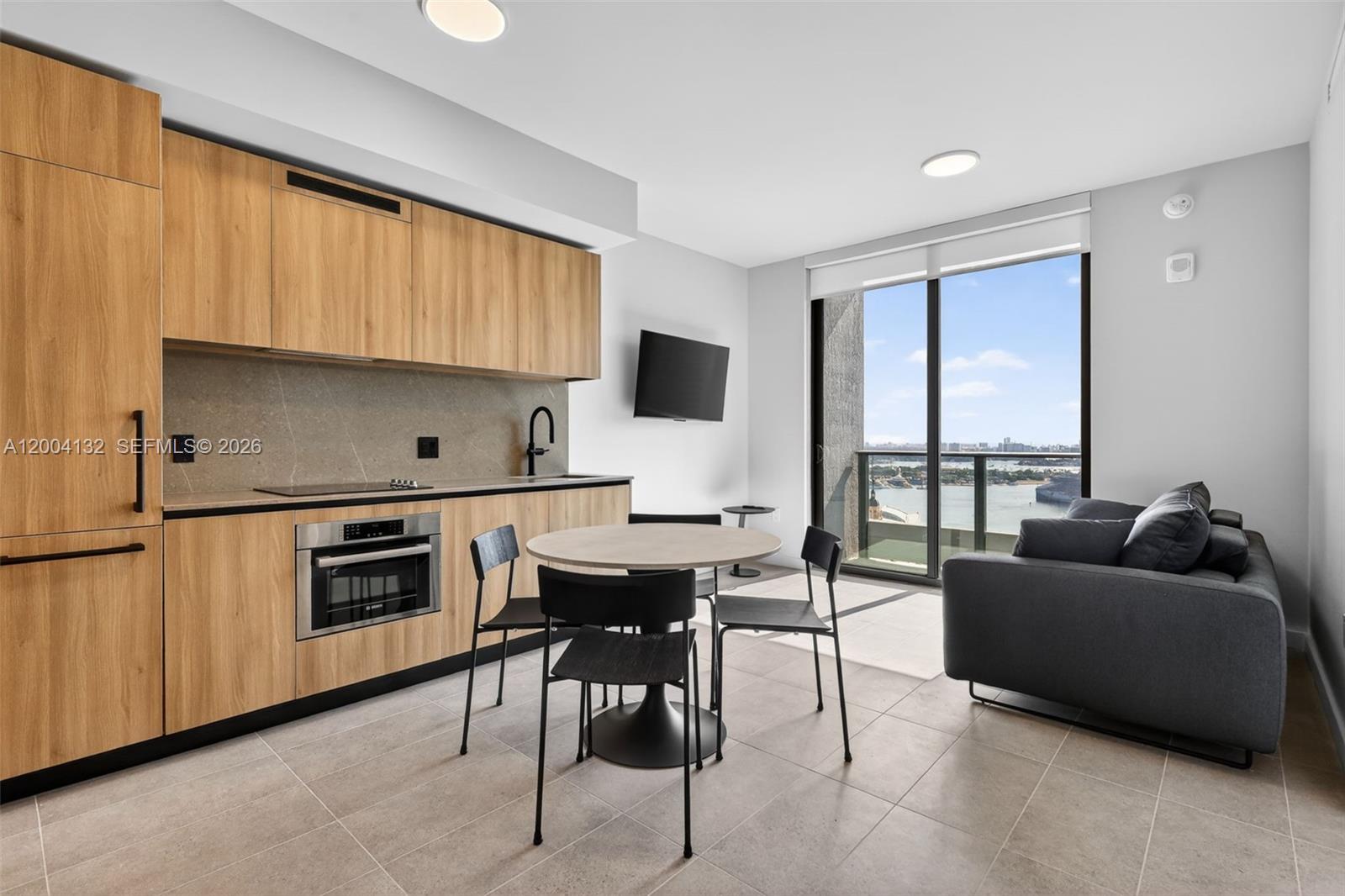 501 FIRST RESIDENCES - Residential