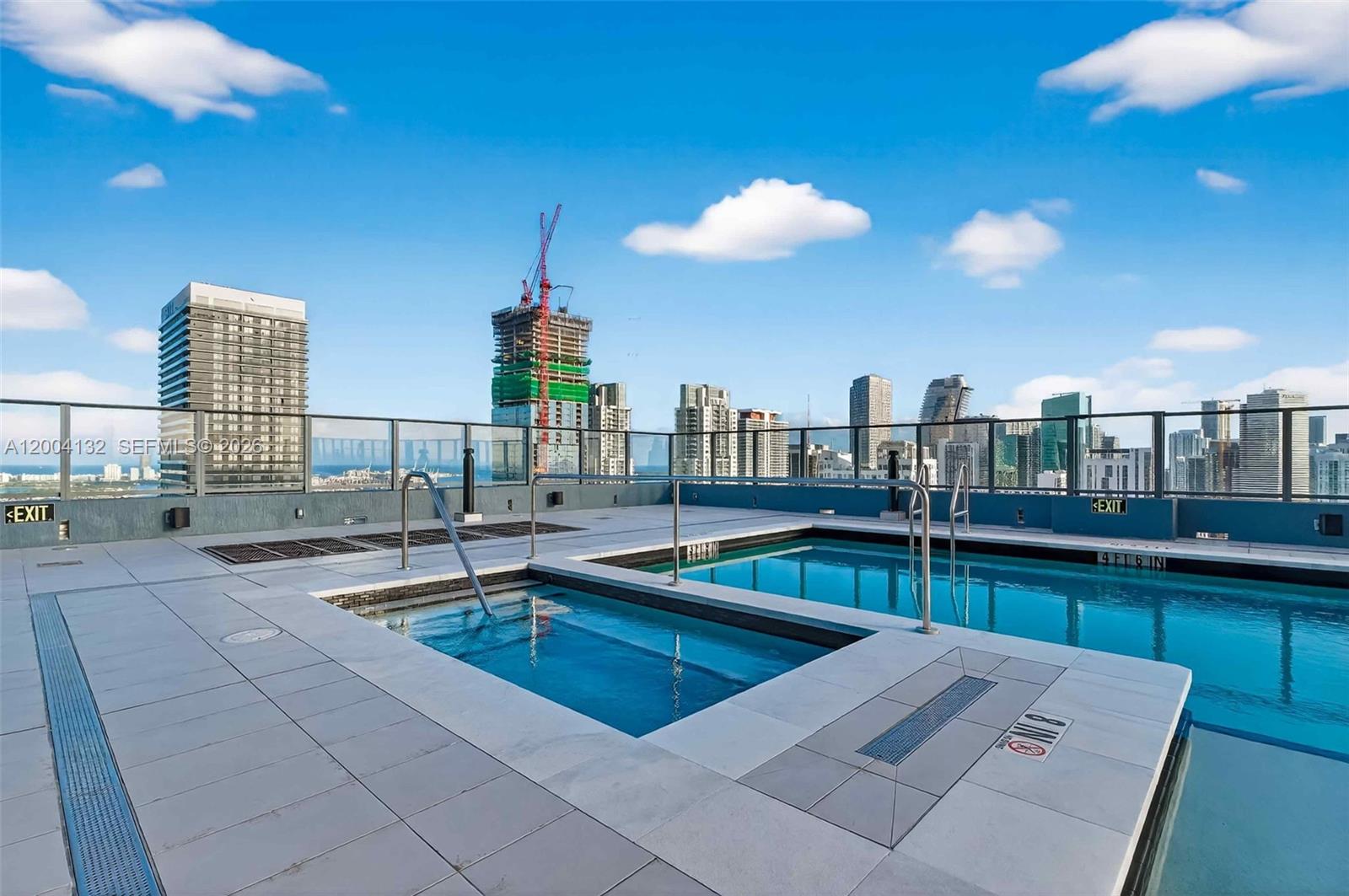 501 FIRST RESIDENCES - Residential