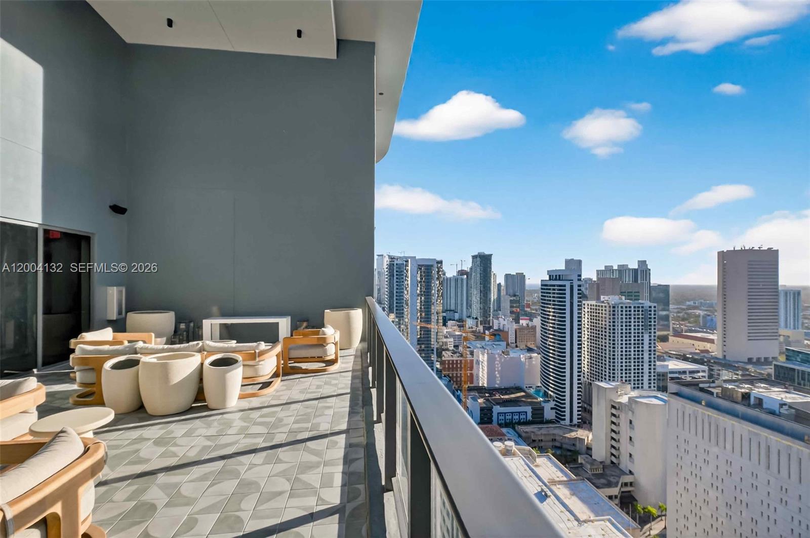 501 FIRST RESIDENCES - Residential