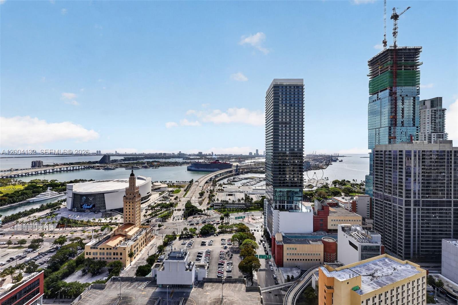 501 FIRST RESIDENCES - Residential