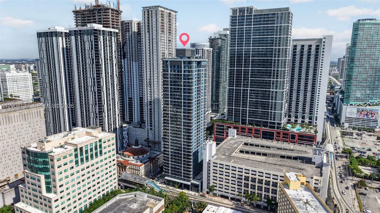 501 FIRST RESIDENCES - Residential