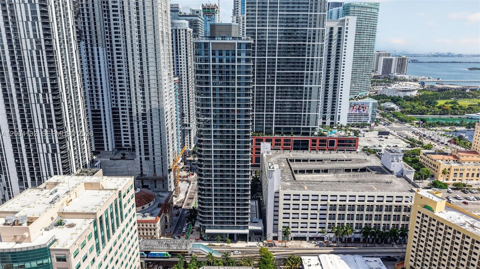501 FIRST RESIDENCES - Residential