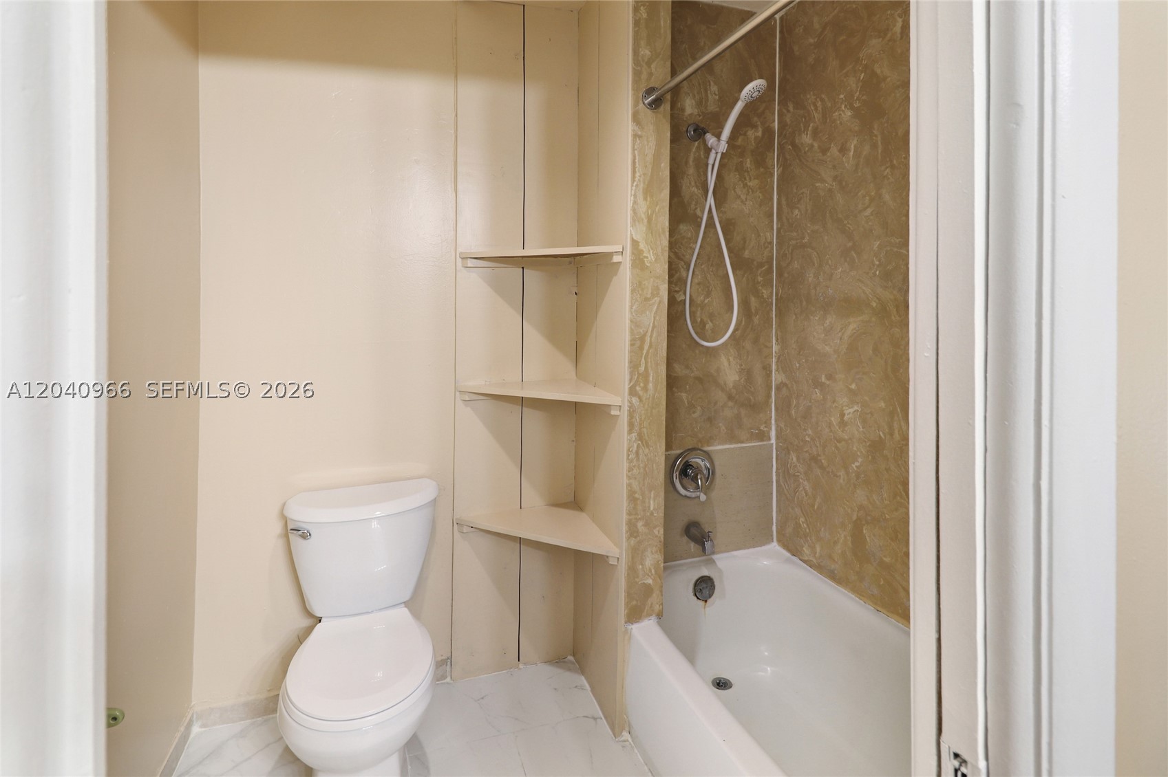 HIGHLANDS OF TAM O SHANTE - Residential