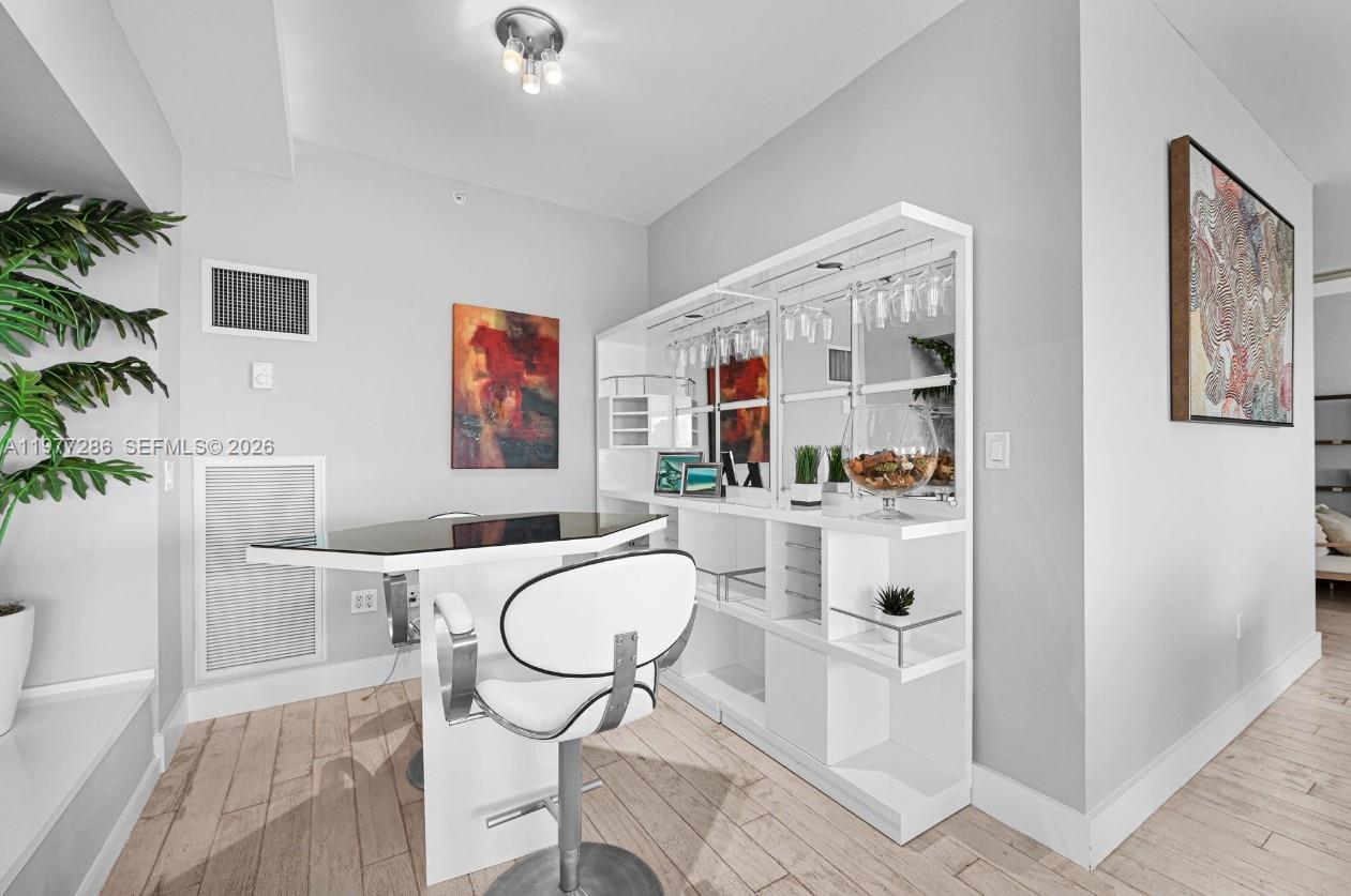 MILLENNIUM TOWER CONDOMIN - Residential