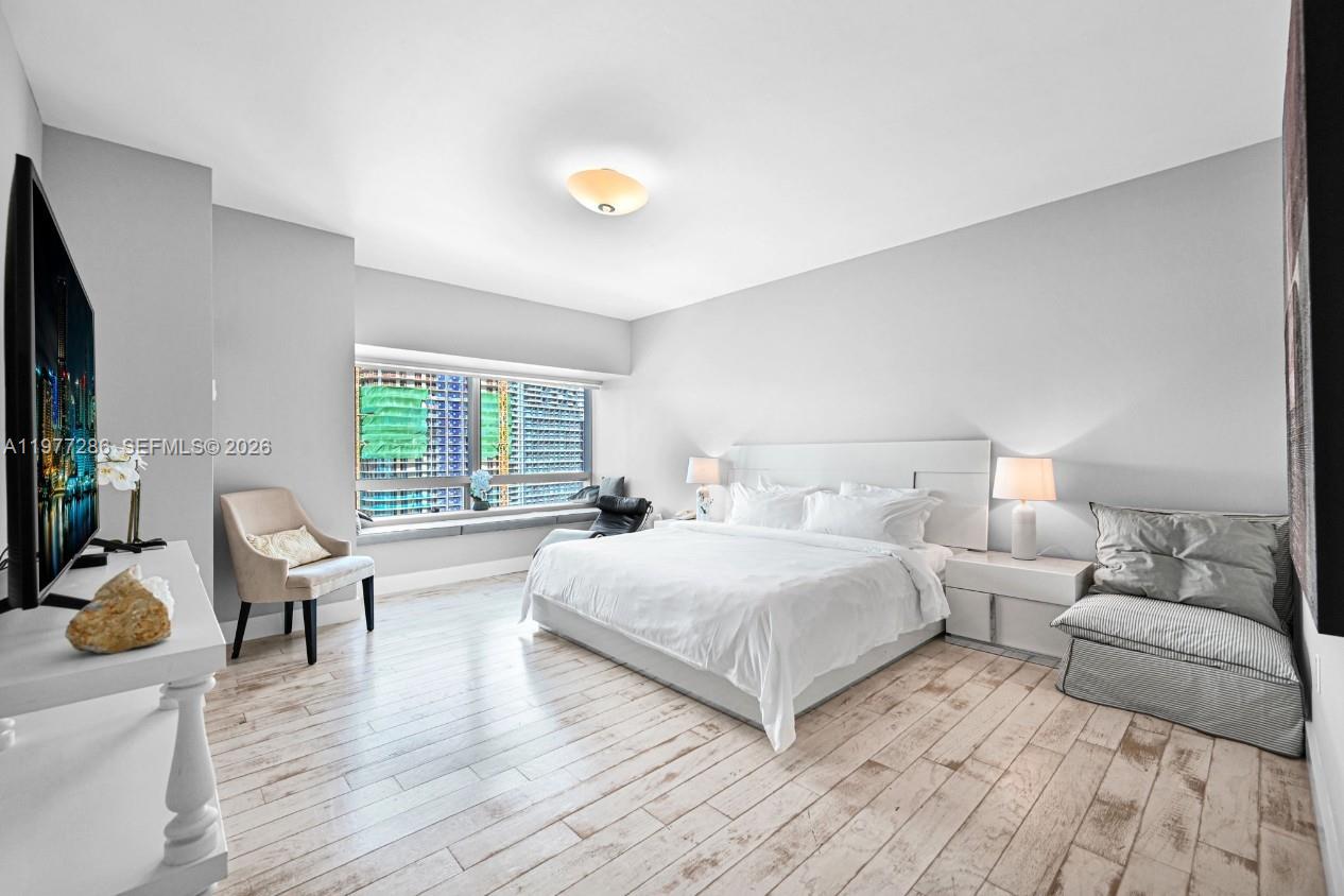 MILLENNIUM TOWER CONDOMIN - Residential