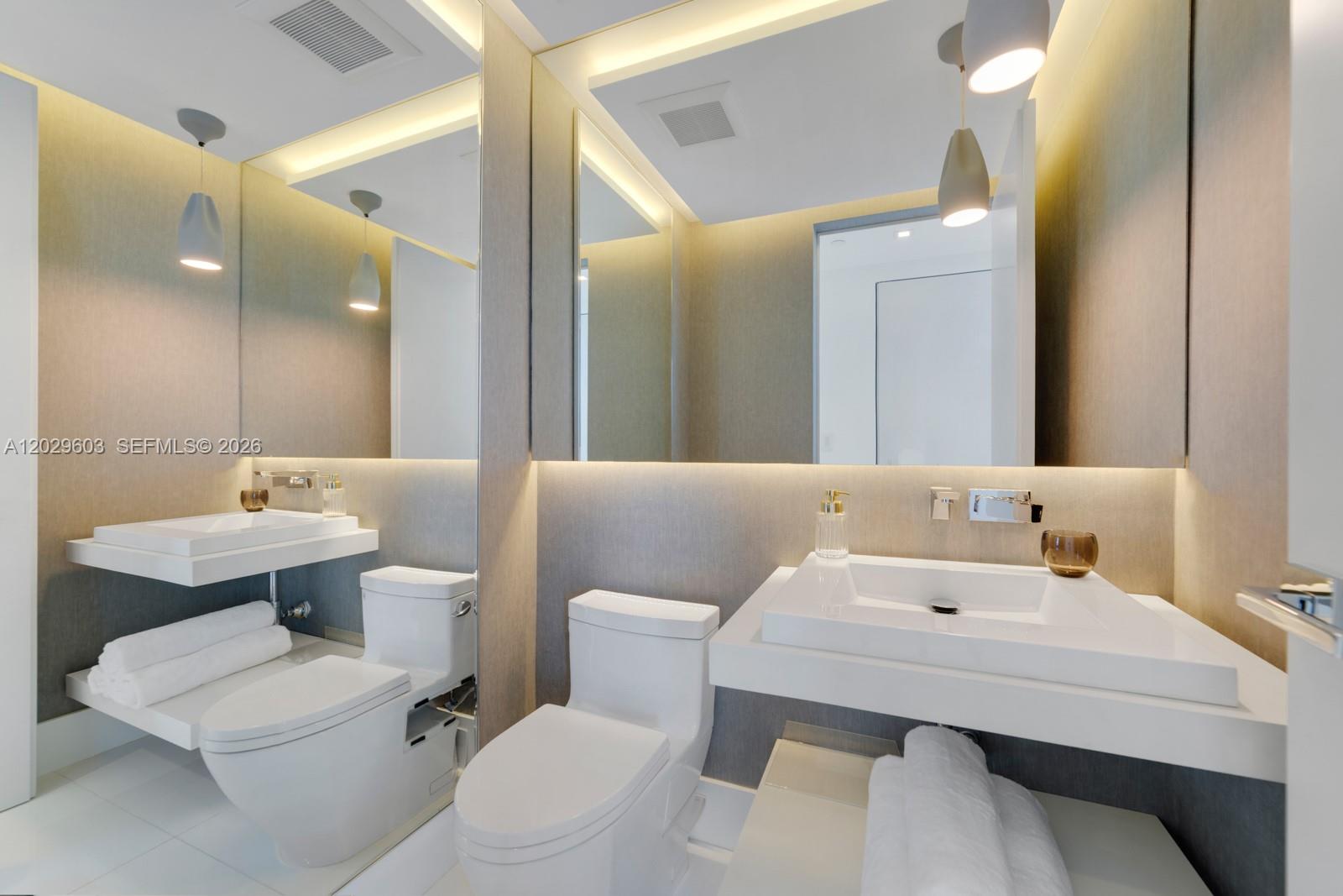 CONTINUUM ON SOUTH BEACH - Residential Lease