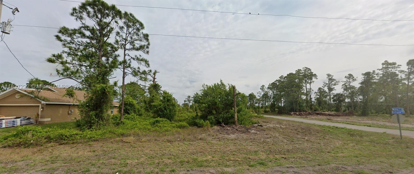 FORT MYERS - Land