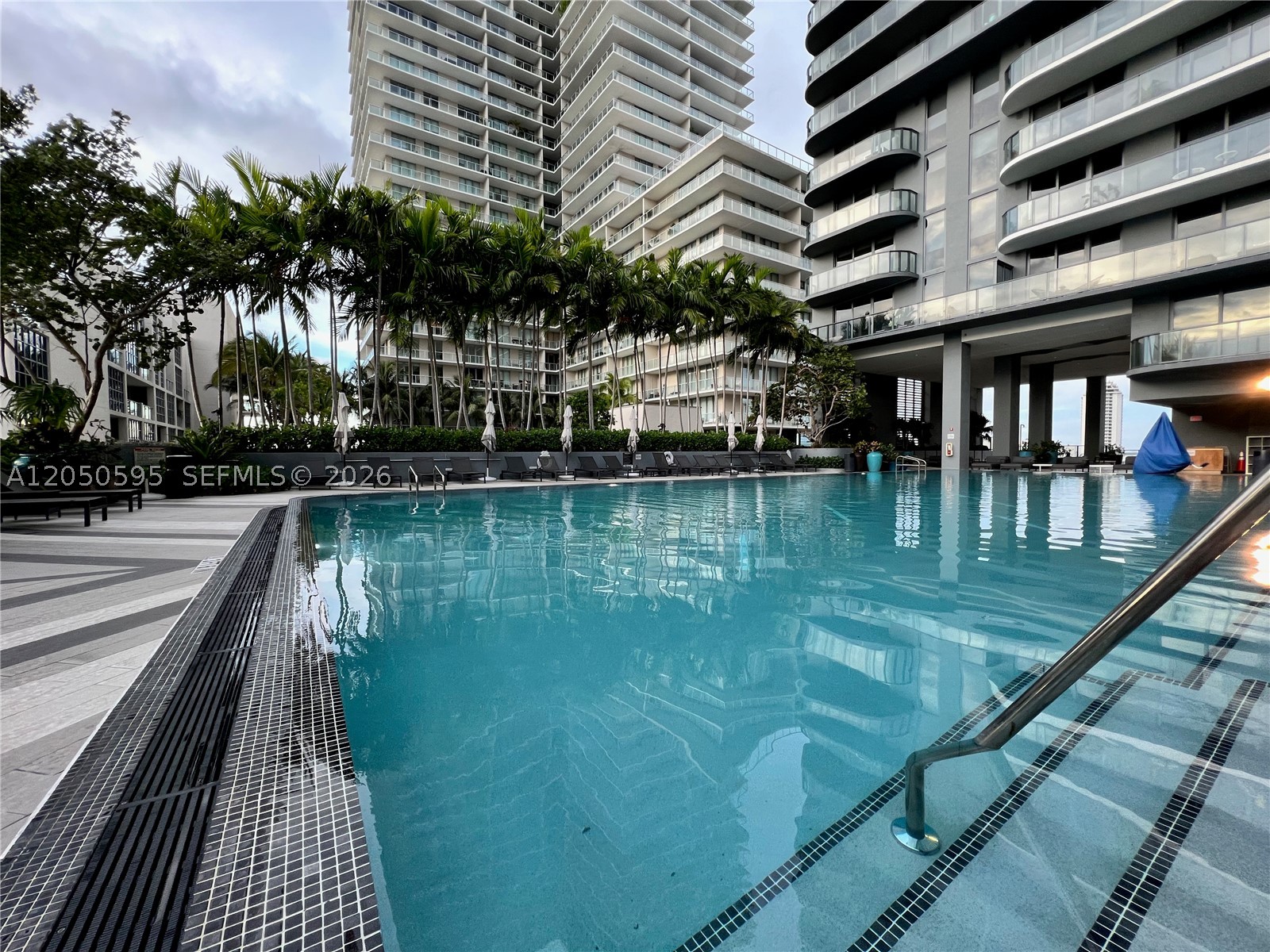 3401 MIDTOWN CONDO - Residential Lease