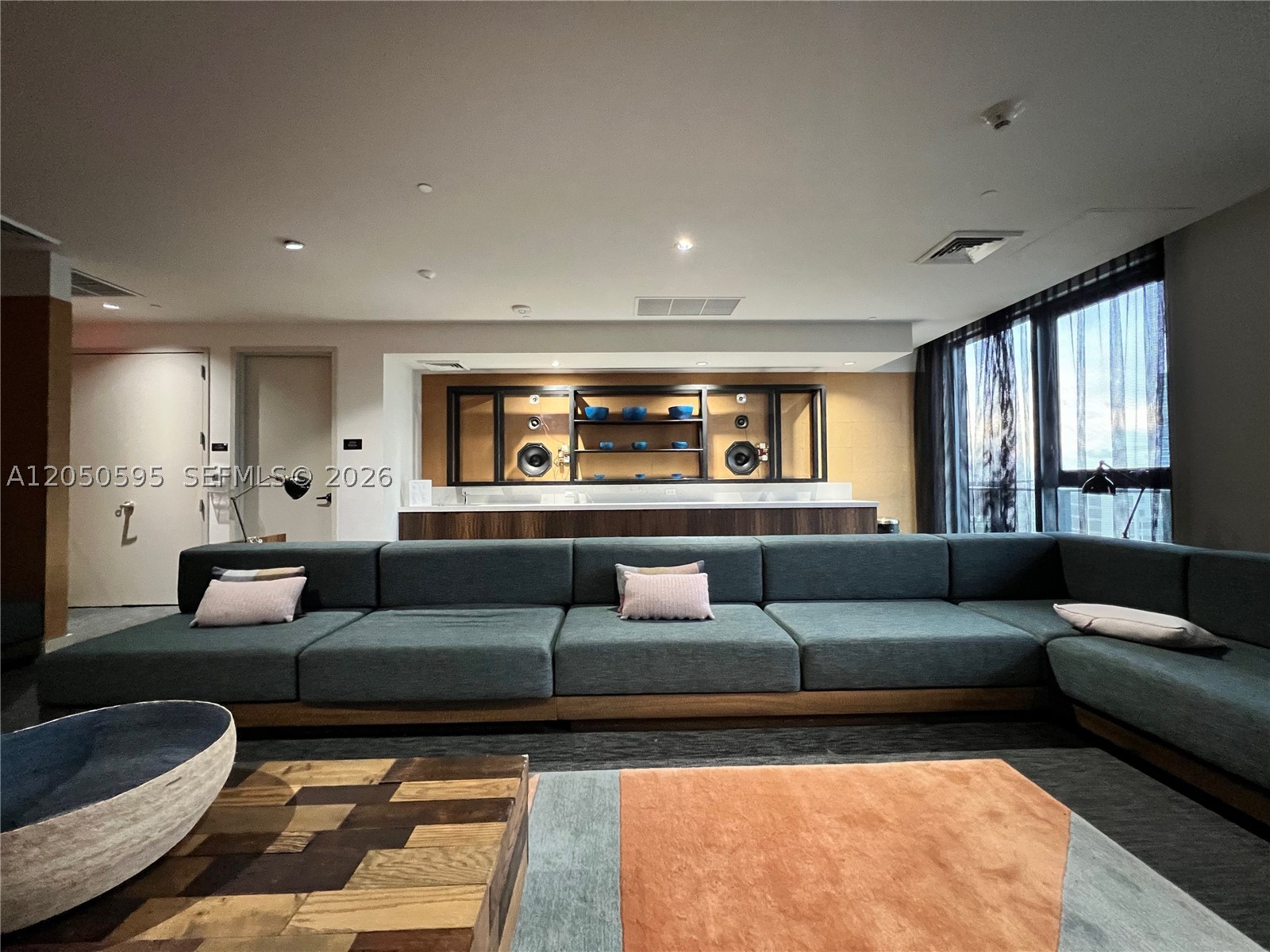 3401 MIDTOWN CONDO - Residential Lease