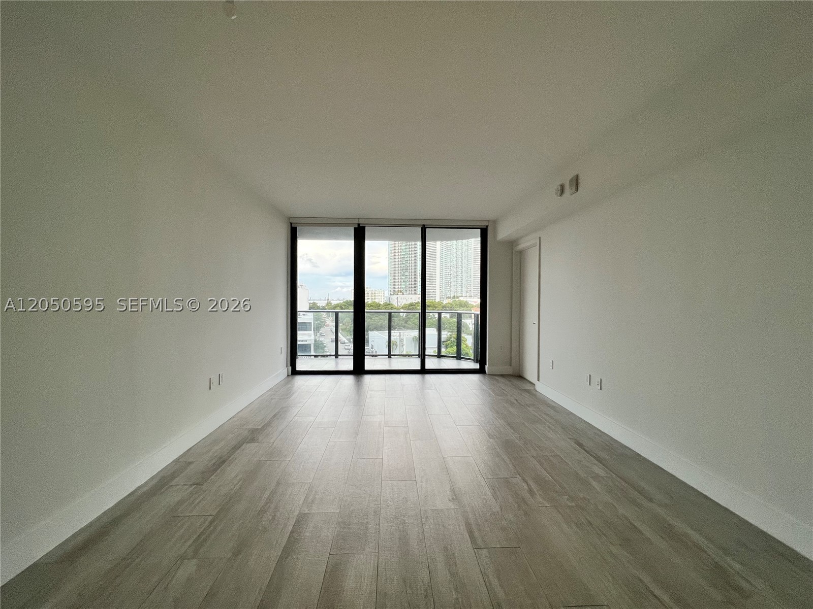 3401 MIDTOWN CONDO - Residential Lease