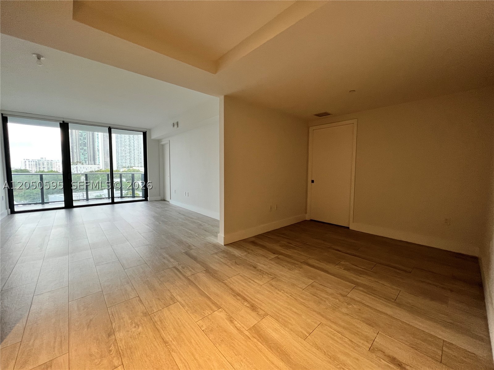 3401 MIDTOWN CONDO - Residential Lease