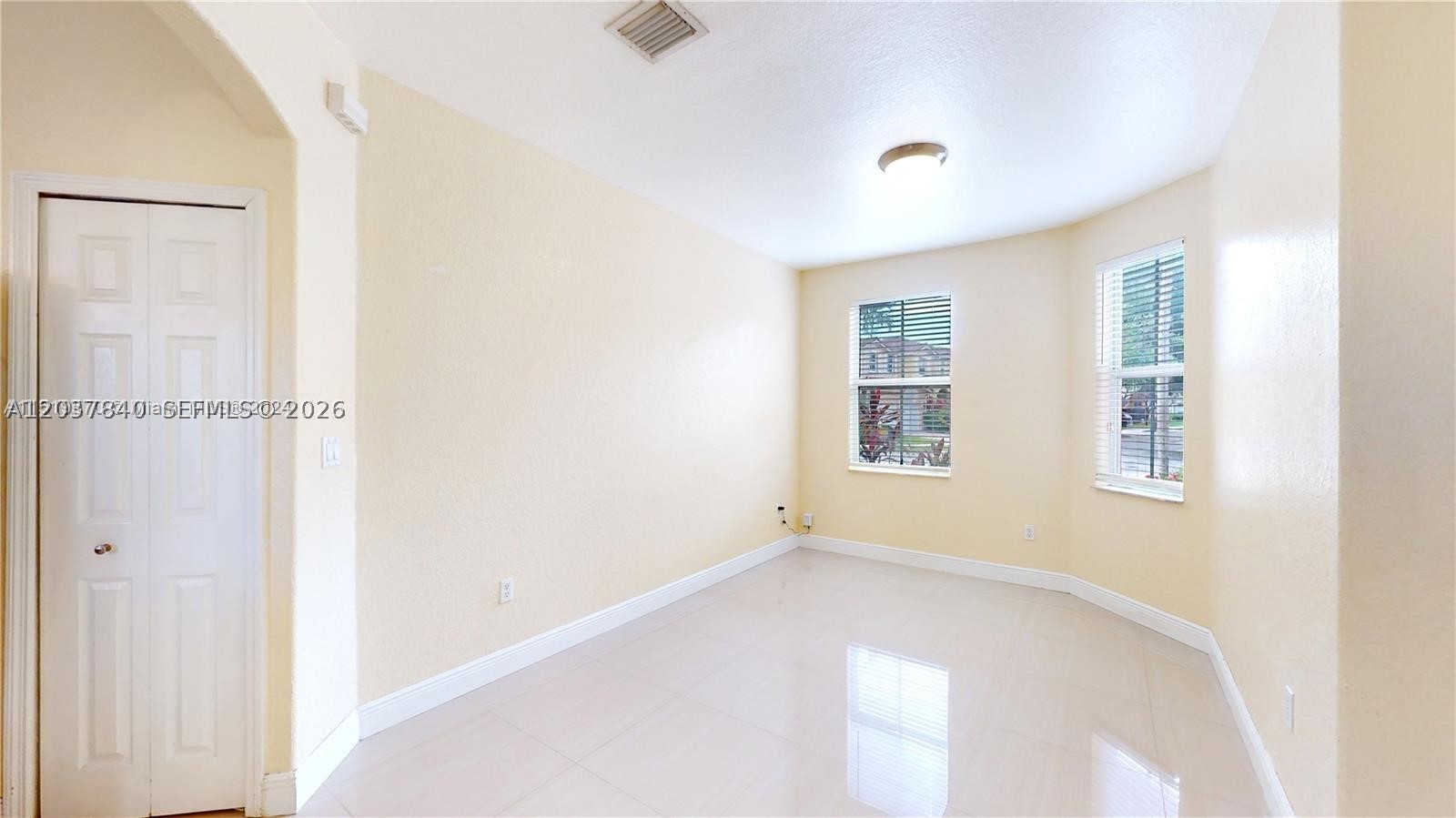 KENDALL BREEZE SOUTH - Residential