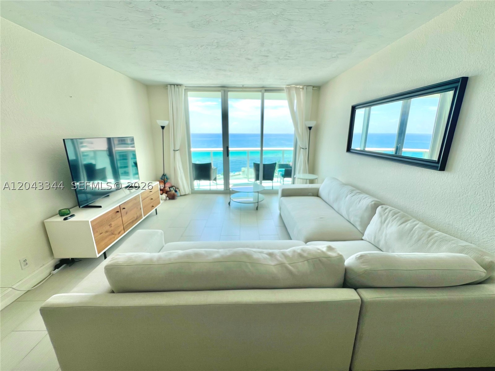 TIDES ON HOLLYWOOD BEACH - Residential