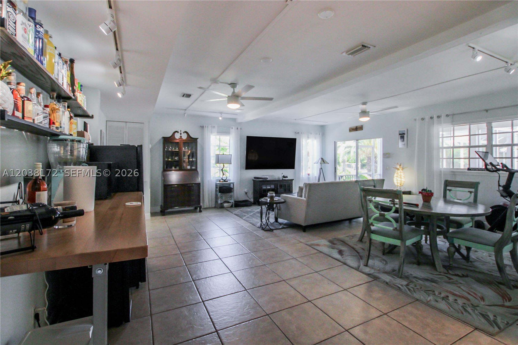 KREAMER'S AVOCADO - Residential