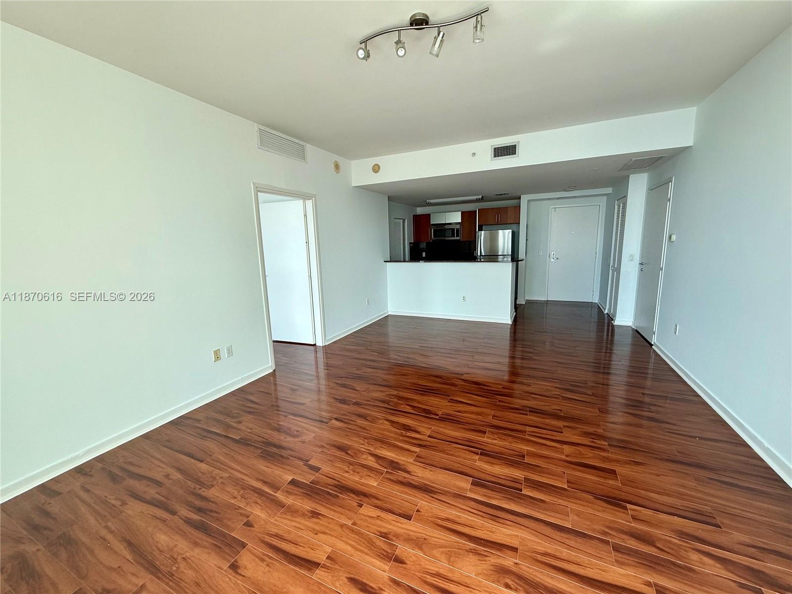 Met 1 - Residential