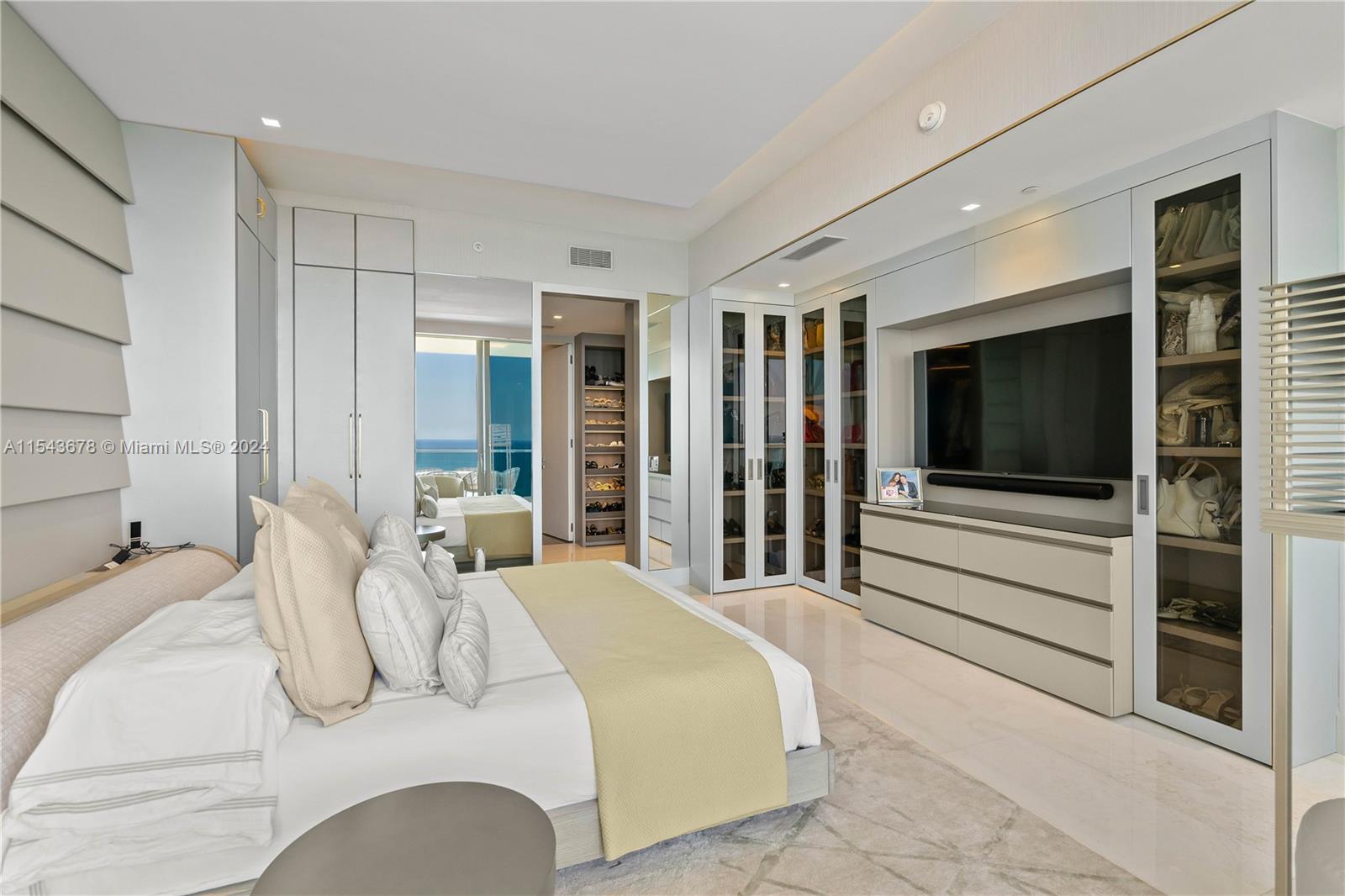 18975 COLLINS CONDO - Residential Lease