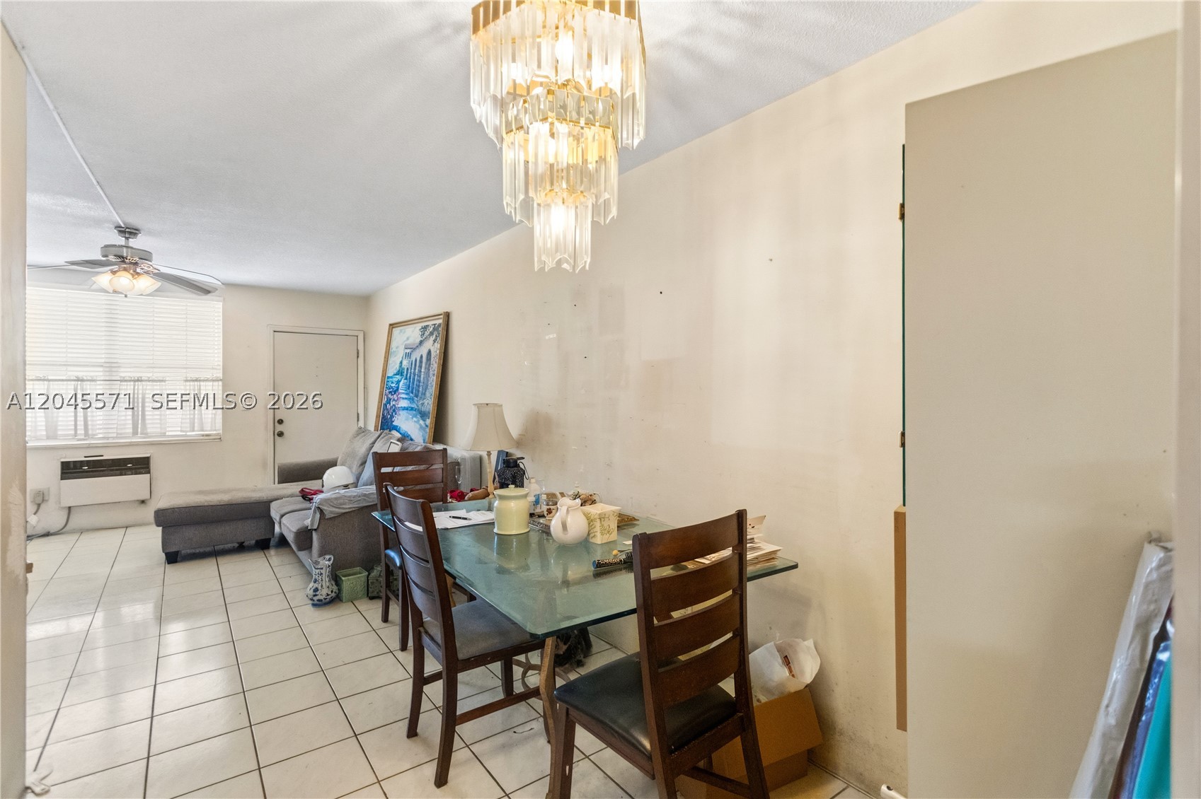 NO BAY WHITE HOUSE NO 2 C - Residential