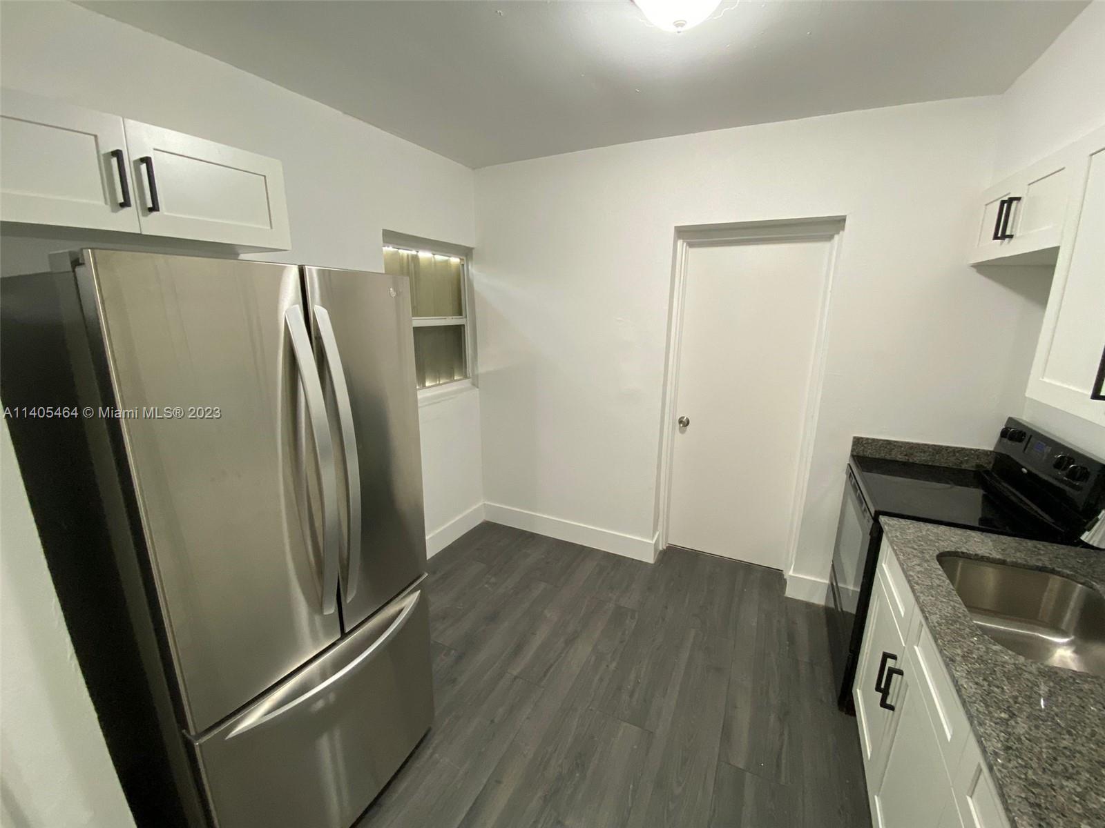 FLORAL PK 1ST AMD - Residential Lease