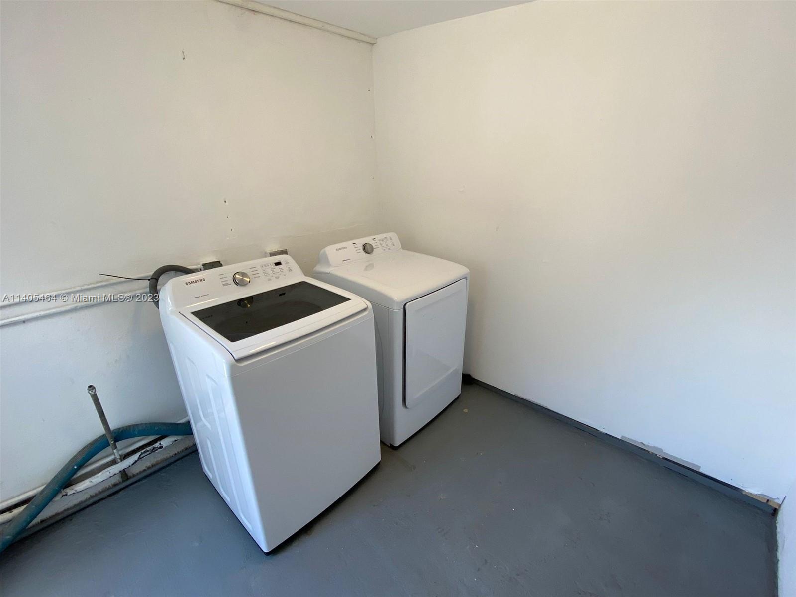FLORAL PK 1ST AMD - Residential Lease