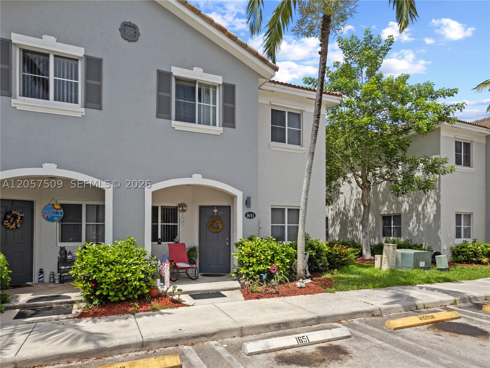 VENETIA GROVE - Residential