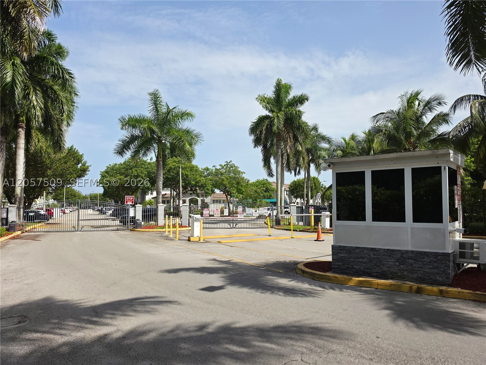 VENETIA GROVE - Residential