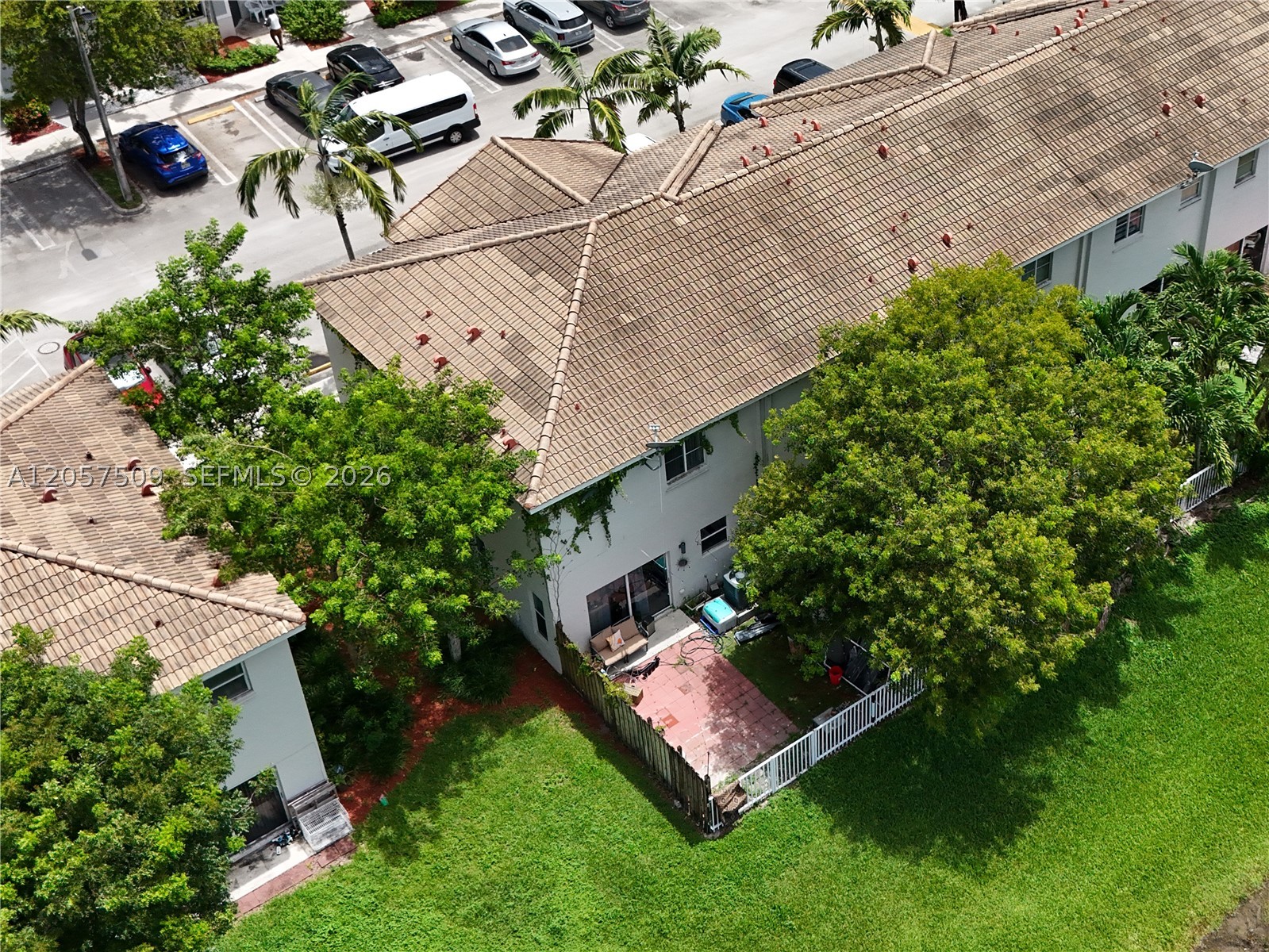 VENETIA GROVE - Residential