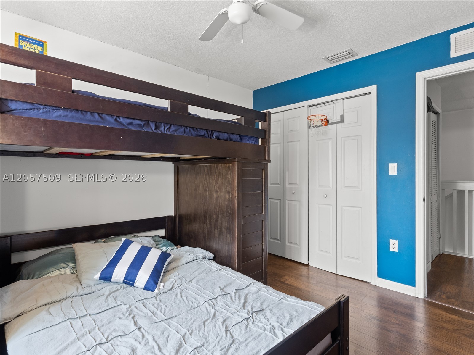 VENETIA GROVE - Residential
