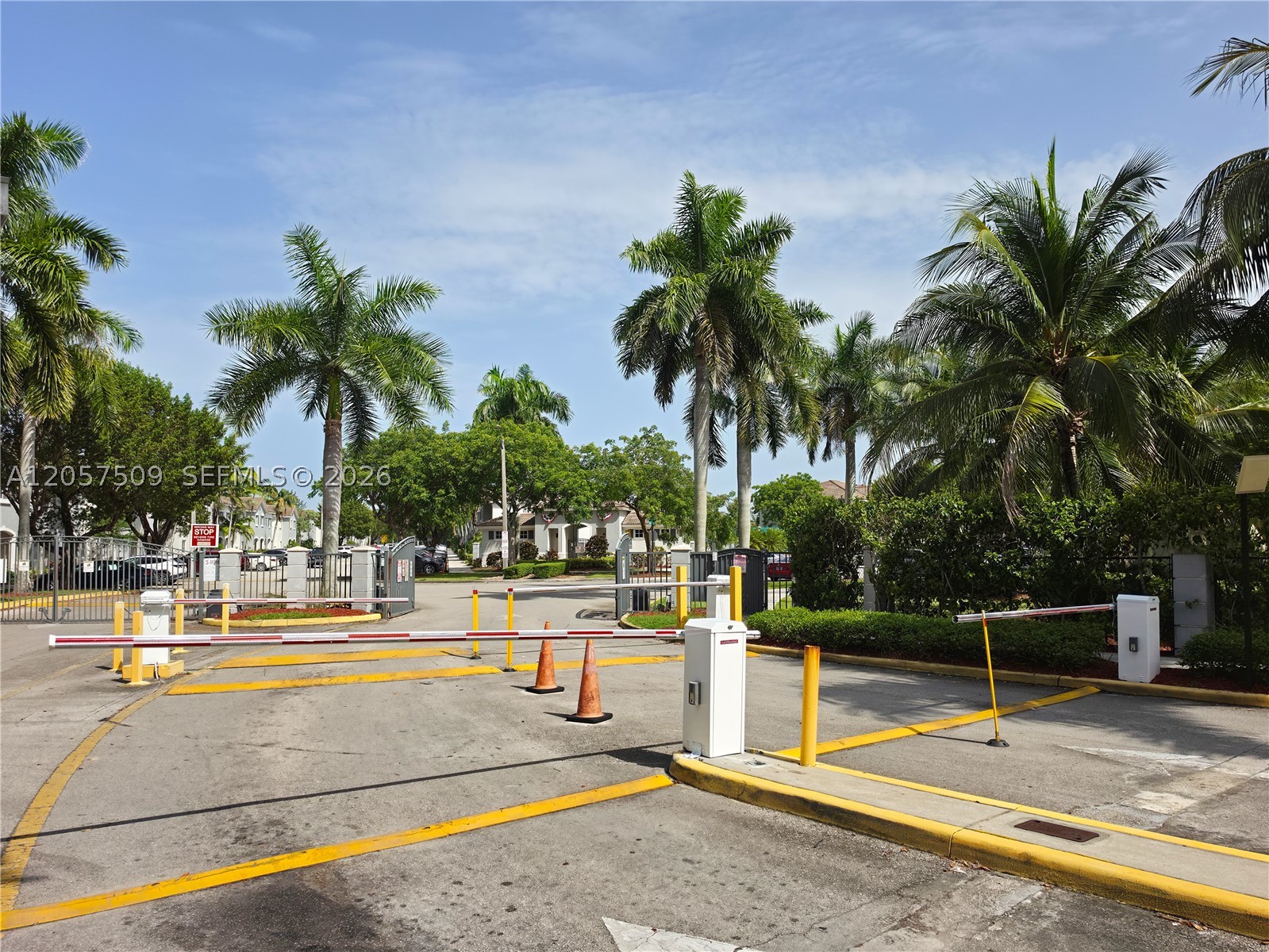 VENETIA GROVE - Residential