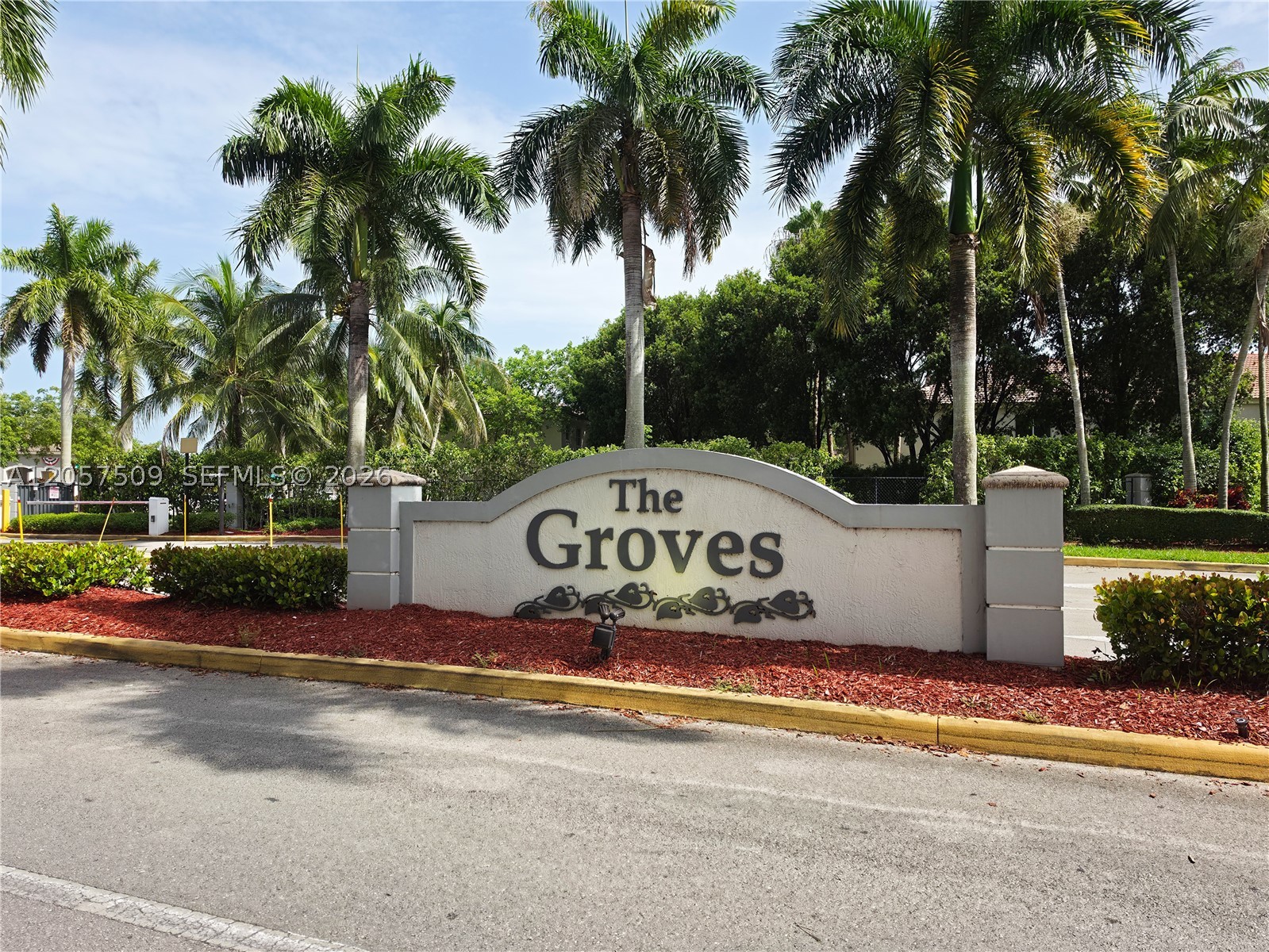 VENETIA GROVE - Residential