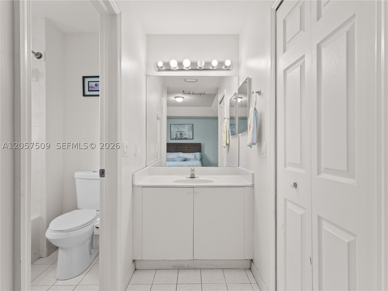 VENETIA GROVE - Residential